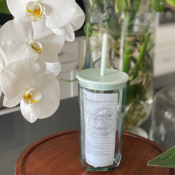 NWT Starbucks Spring 2023 Recycled Glass Mint Triangle Bottom  16oz Tumbler - Picture 5 of 13